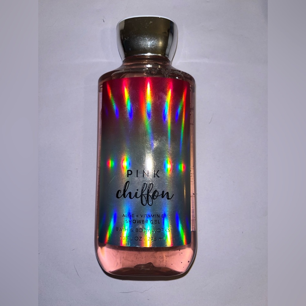 bath and body works pink chiffon shower gel
